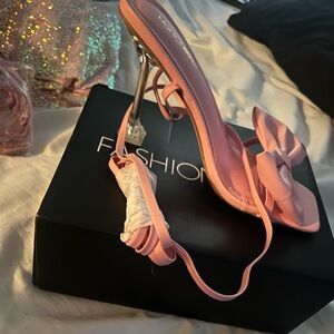 Keyshia pink heels, mini pink handbag, mini hot pink handbag, pink sparkly dress